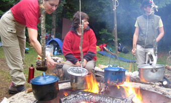 Kochen&nbsp;über&nbsp;offenem&nbsp;Feuer