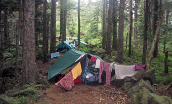 Wanderreisen mit Tarps