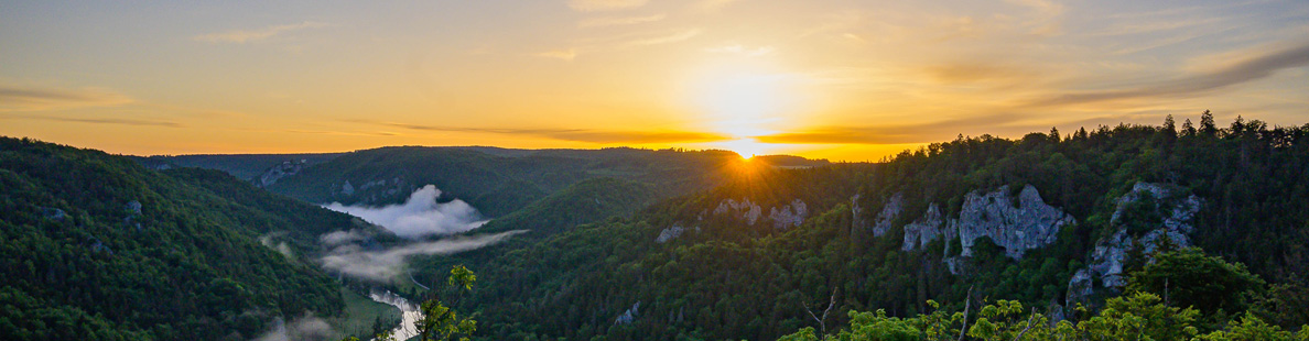Sonnenaufgang im Donautal